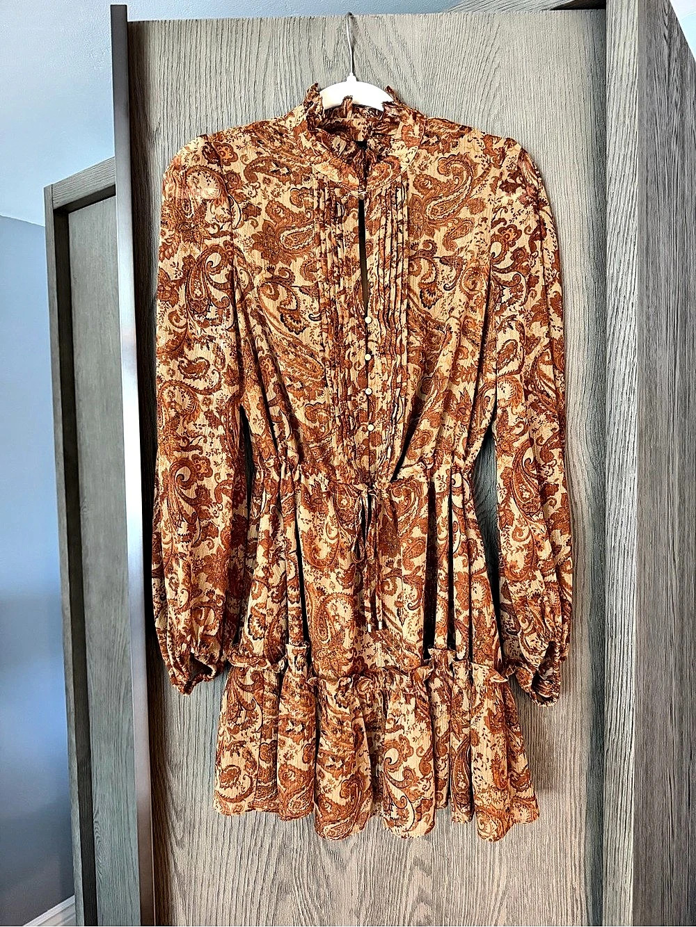 House of Harlow 1960 Long Sleeve Mini Dress in Gold/Brown Like New